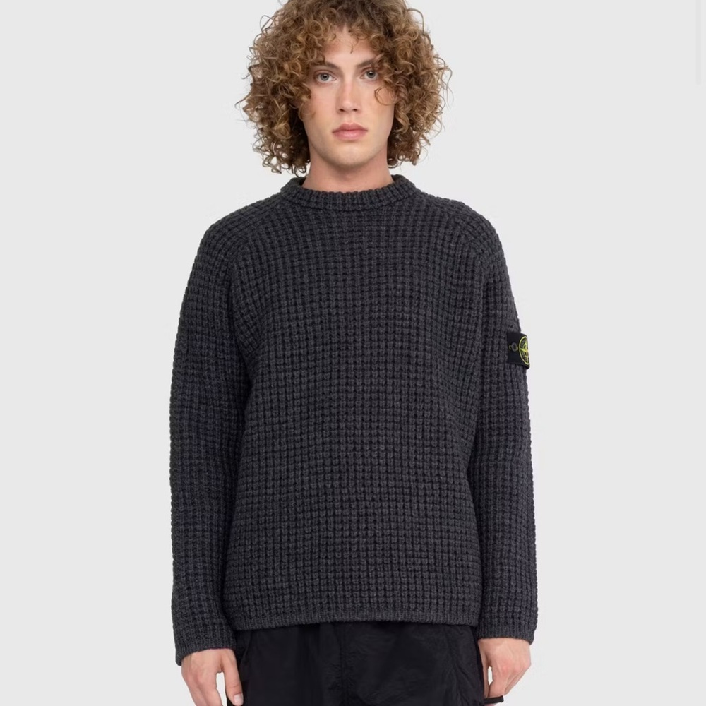 Stone Island Men's Black Sweater
